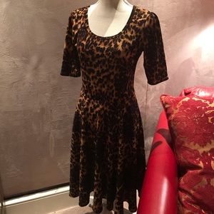 Lularoe leapord cheetah M Nicole Pre owned